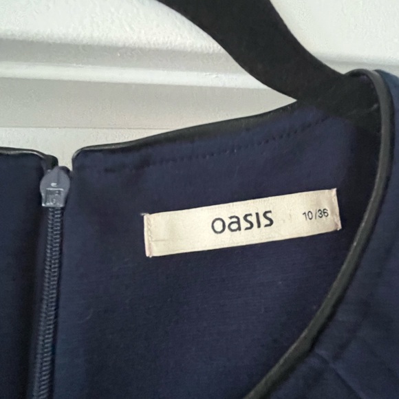 Navy bodycon stretch fabric dress with leatherette contour - Picture 3 of 5